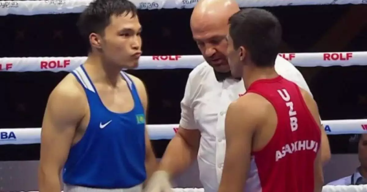  Қазақ боксшысы өзбектің Олимпиада чемпионымен ширек финалда тартысты жекпе-жек өткізді (ВИДЕО) 