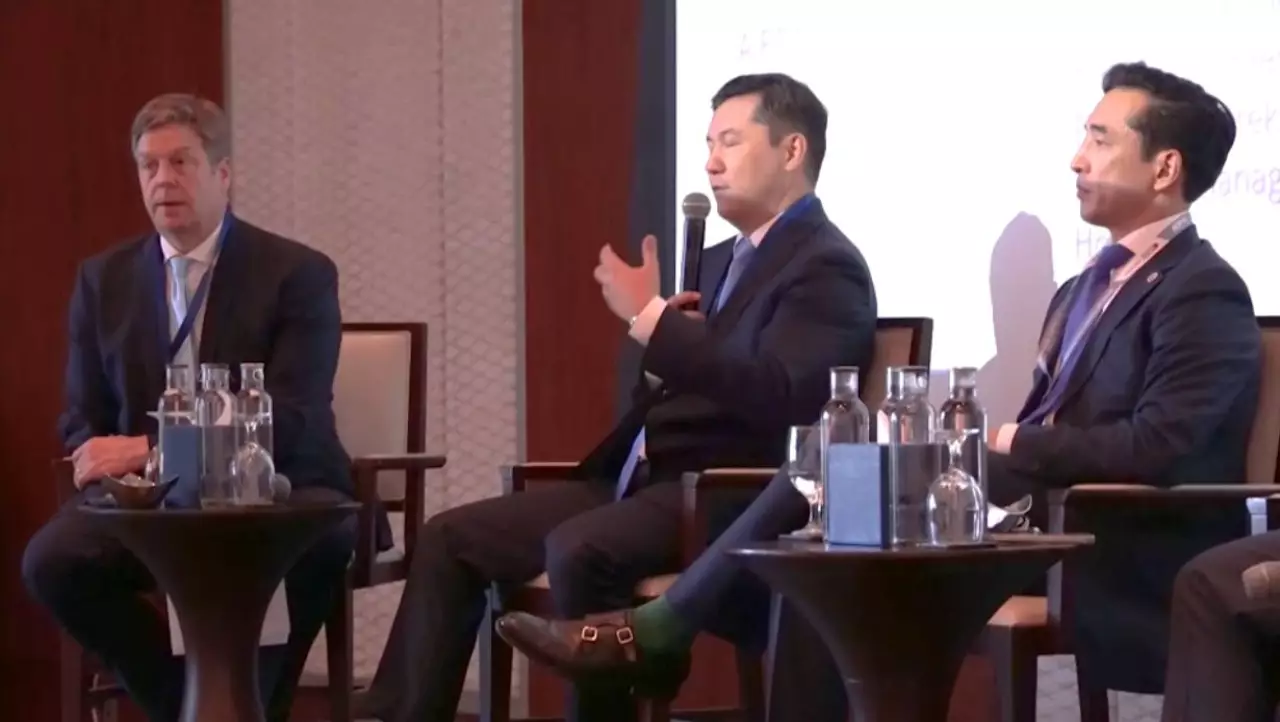 Қазақстанға БАӘ-ден 1 миллиард доллар инвестиция тартылды