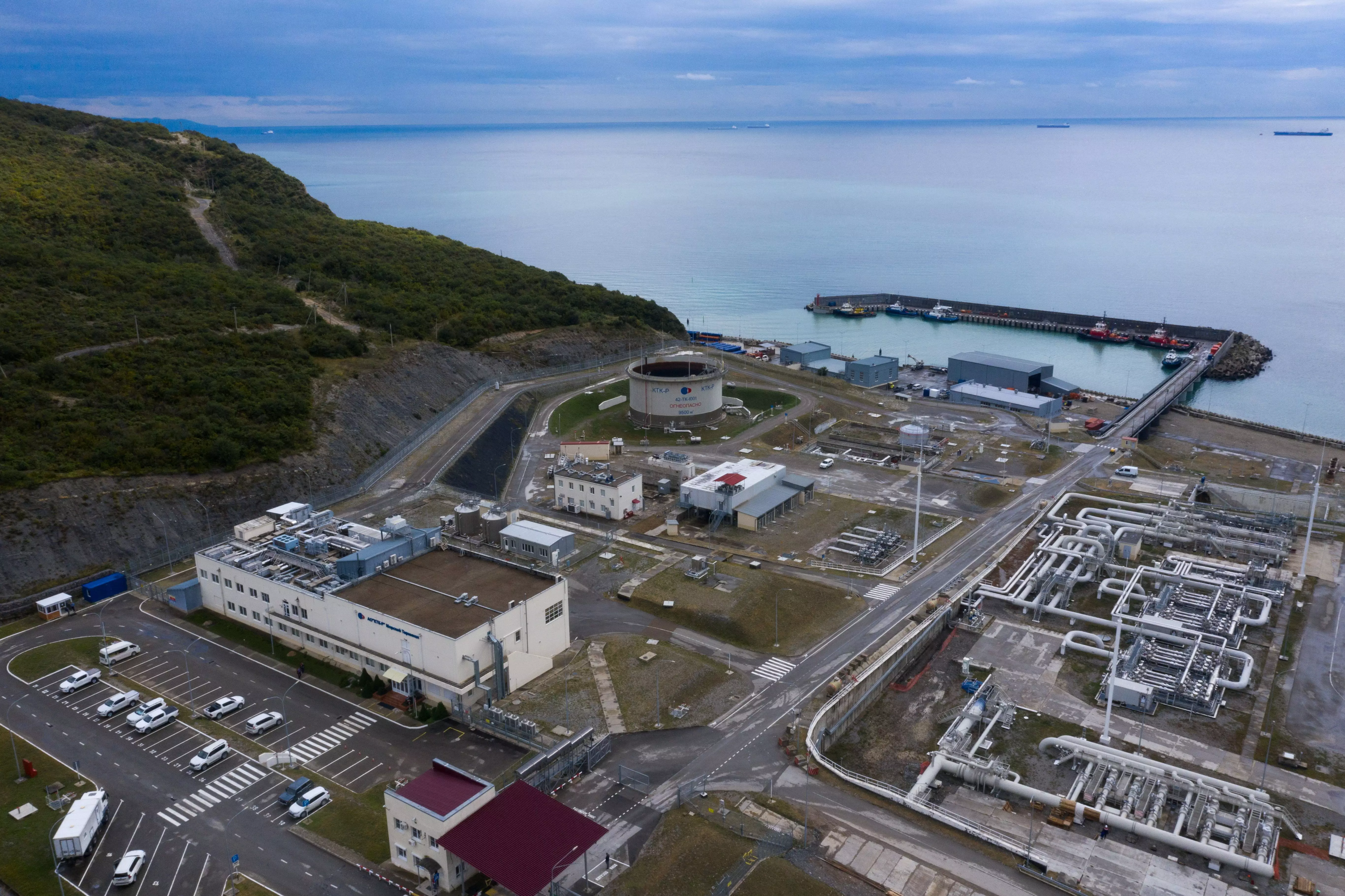 Казахстан перенаправит часть нефти в Китай после повреждения каспийского трубопровода из-за атаки на Украине.