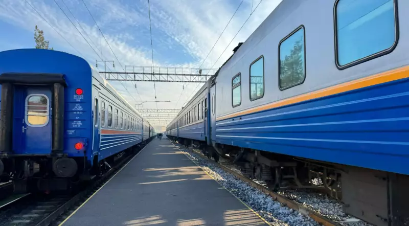 В Казахстане поезд насмерть сбил четырех рабочих