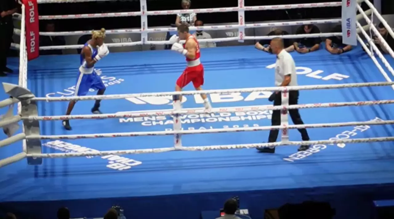 Казахстанские боксеры претендуют на выход в полуфинал