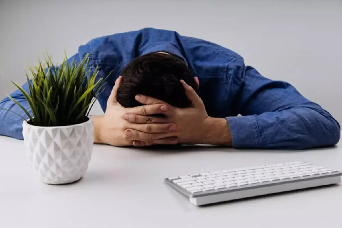 Пенсия в цифрах: сколько нужно зарабатывать в 20, 30 и 60 лет, чтобы не «зависнуть» на пороге ЕНПФ - новости на Lada.kz 10.12.2025