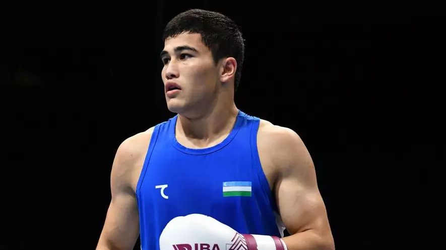 Чемпион мира из Узбекистана выиграл четвертый бой на ЧМ-2025