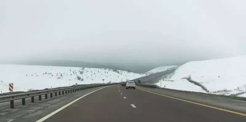 В пяти областях Казахстана закрыли трассы из-за сильной непогоды