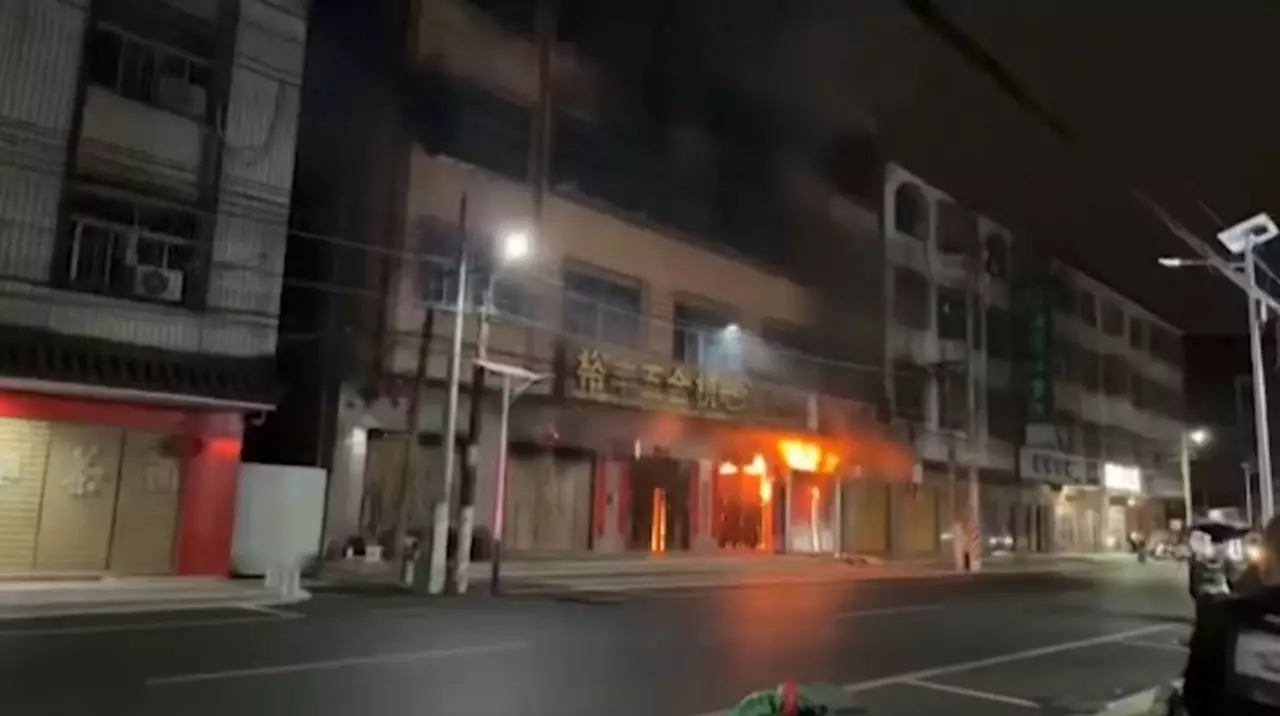 Қытайда тұрғын үй өртеніп, 12 адам қаза тапты