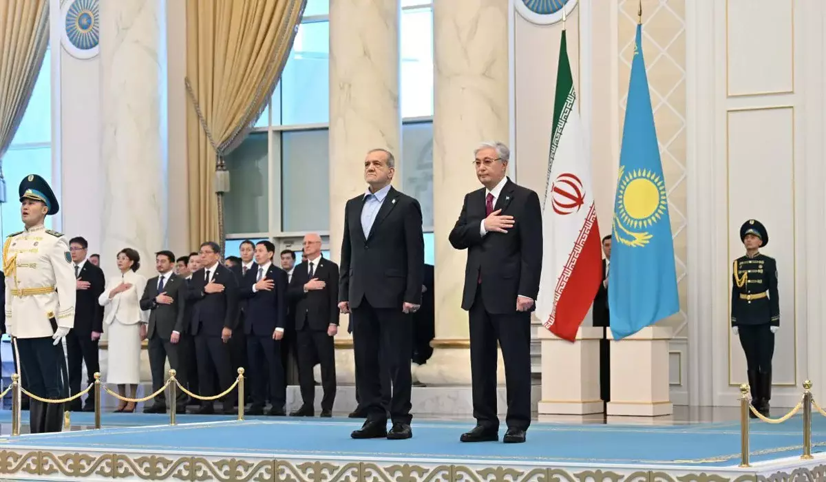 Қазақстанға Иран президенті ресми сапармен келді