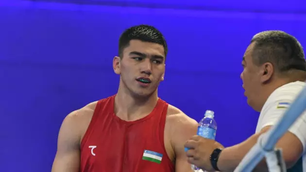 Өзбекстандық жас боксшы ӘЧ-де екі дүркін Олимпиада чемпионын жеңді