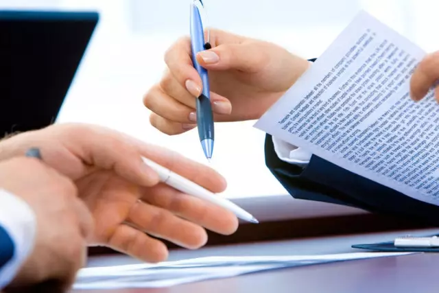 Қызметкер жұмысқа тым ерте келгені үшін жұмыстан шығарылды