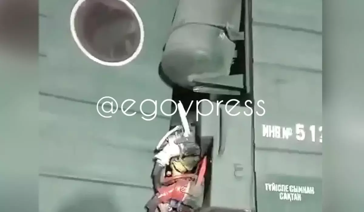 Два поезда столкнулись на станции в Алматинской области (ВИДЕО)