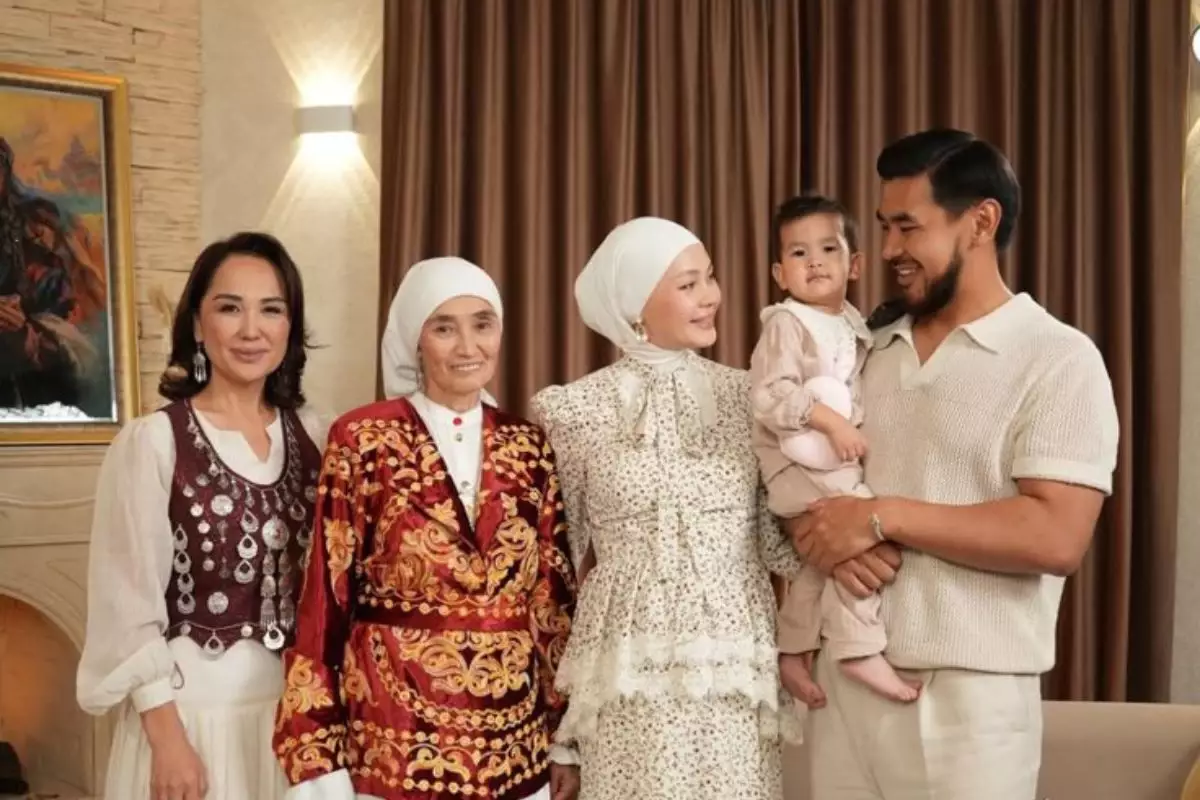 "Осы ма кәсіби журналист?" Ләйлә Сұлтанқызы сұхбат барысында қойған сұрақтары үшін сынның астында қалды