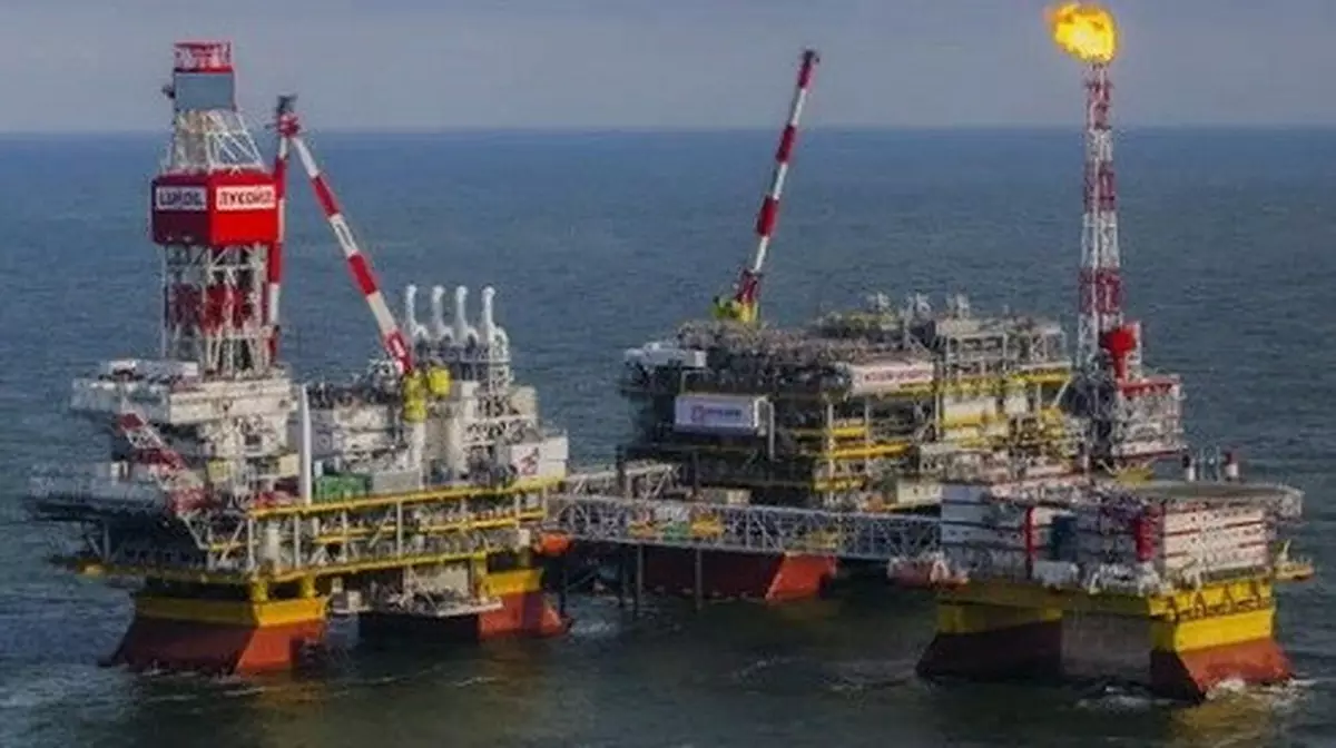 СБУ атаковала российскую нефтяную платформу в Каспийском море