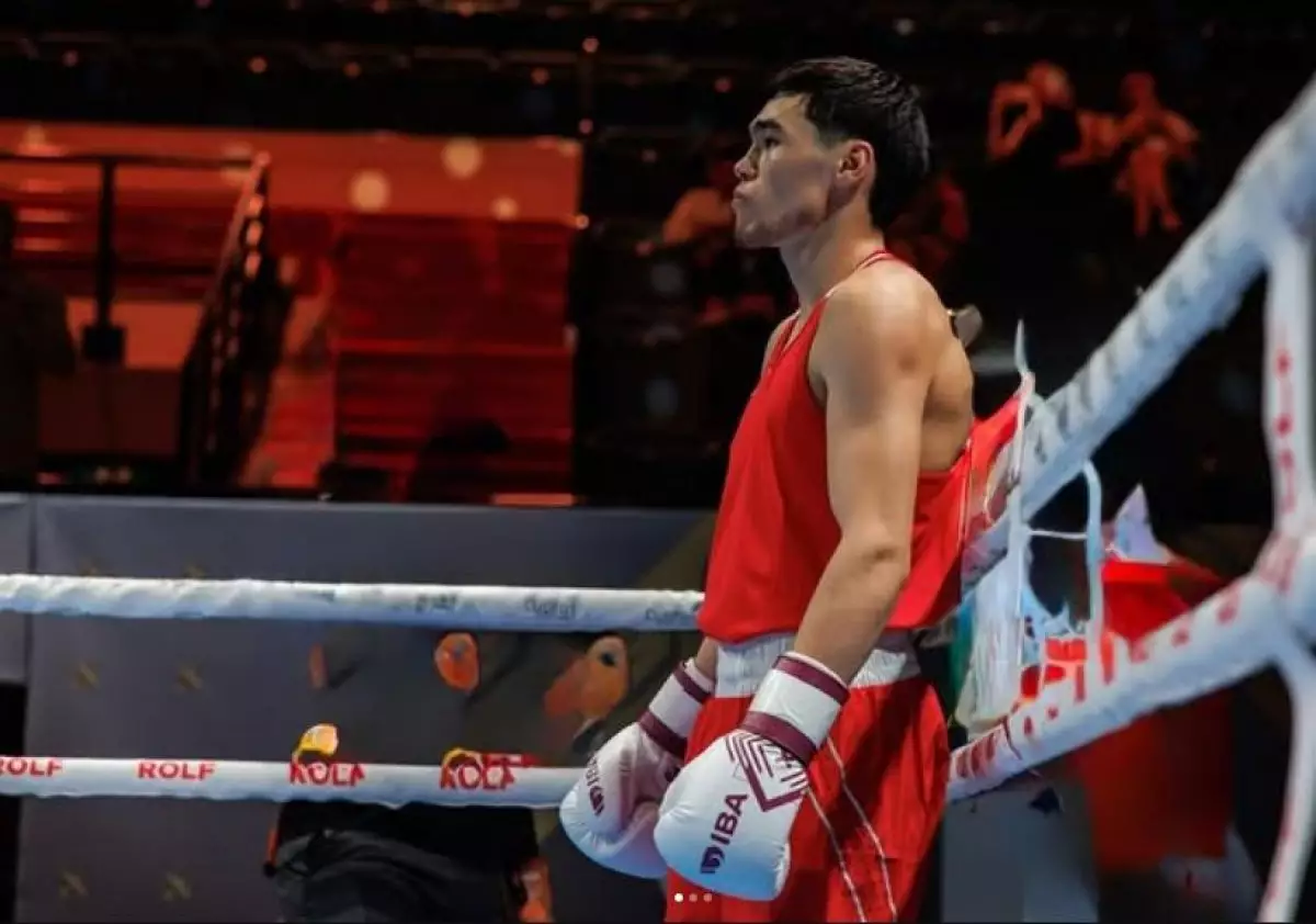Сабыржан Аккалыков вышел в финал чемпионата мира по боксу без боя в ОАЭ