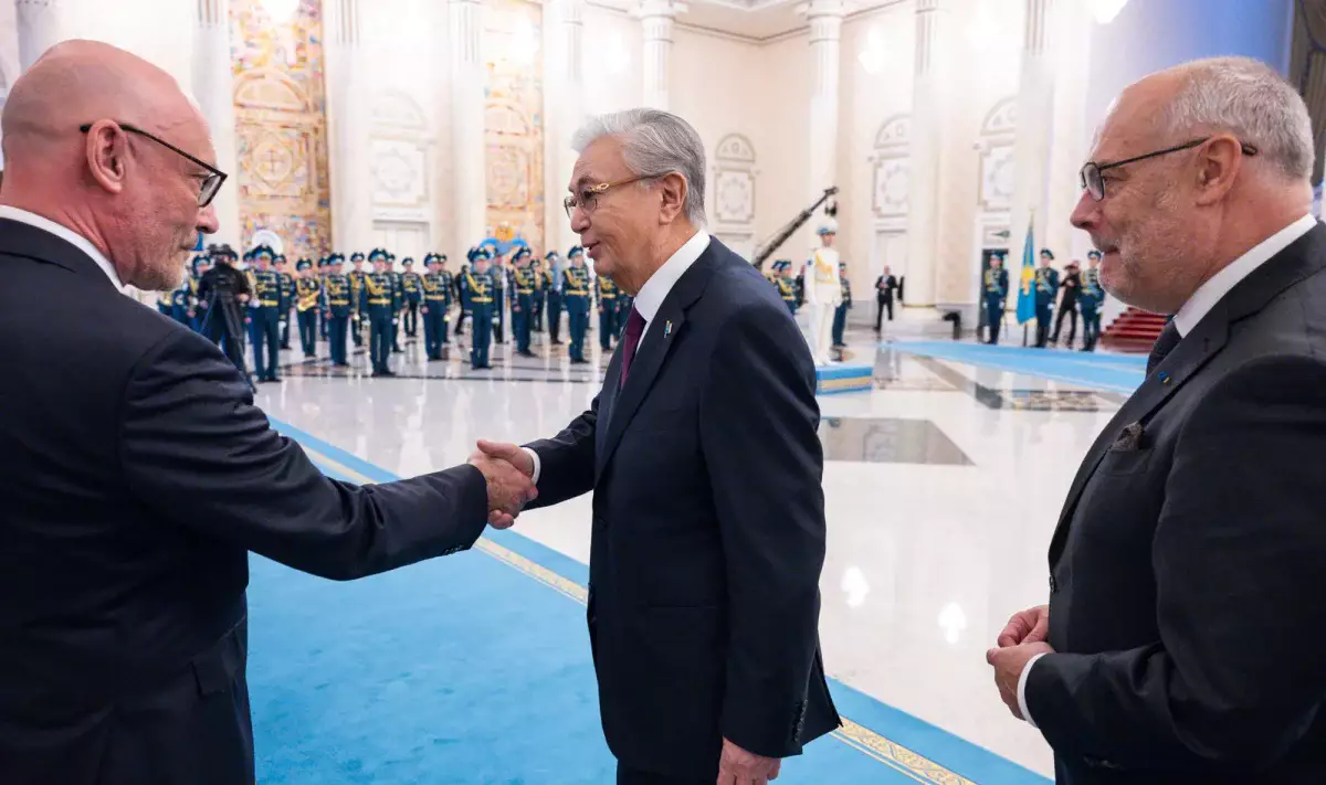 Визит в Казахстан президента Эстонии привел к отставке посла