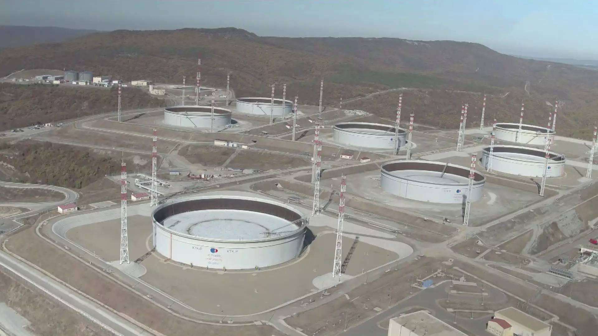 Минэнерго Казахстана сообщило о пробоине и серьезных повреждениях устройства КТК.