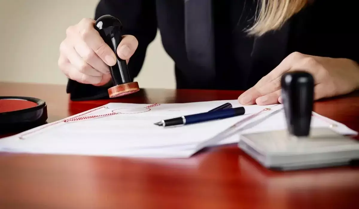 Павлодар облысында нотариустердің коллекторлық агенттіктермен сөз байласып жасаған былығы анықталды