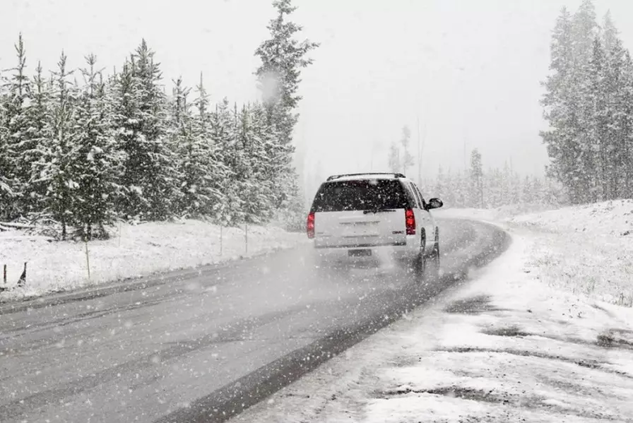 Движение ограничили в двух областях Казахстана