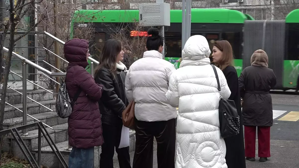 Ақшасынан айырылып, шетелге бара алмаған: Алматыда тұрғындар туроператор әрекетіне шағымданды