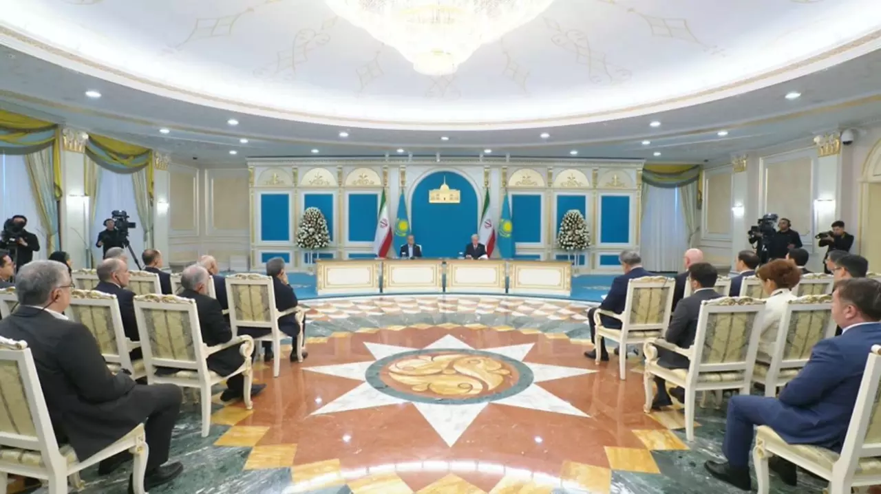 Қазақстан-Иран байланысы нығаяды