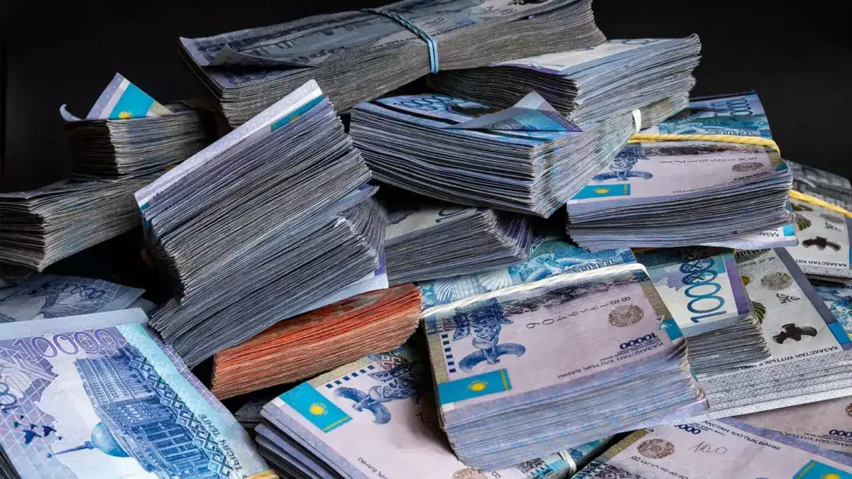 Казахстанцы недополучают пенсии и пособия: Фонд соцстрахования потерял 96 млрд тенге - ВАП - новости на Lada.kz 11.12.2025