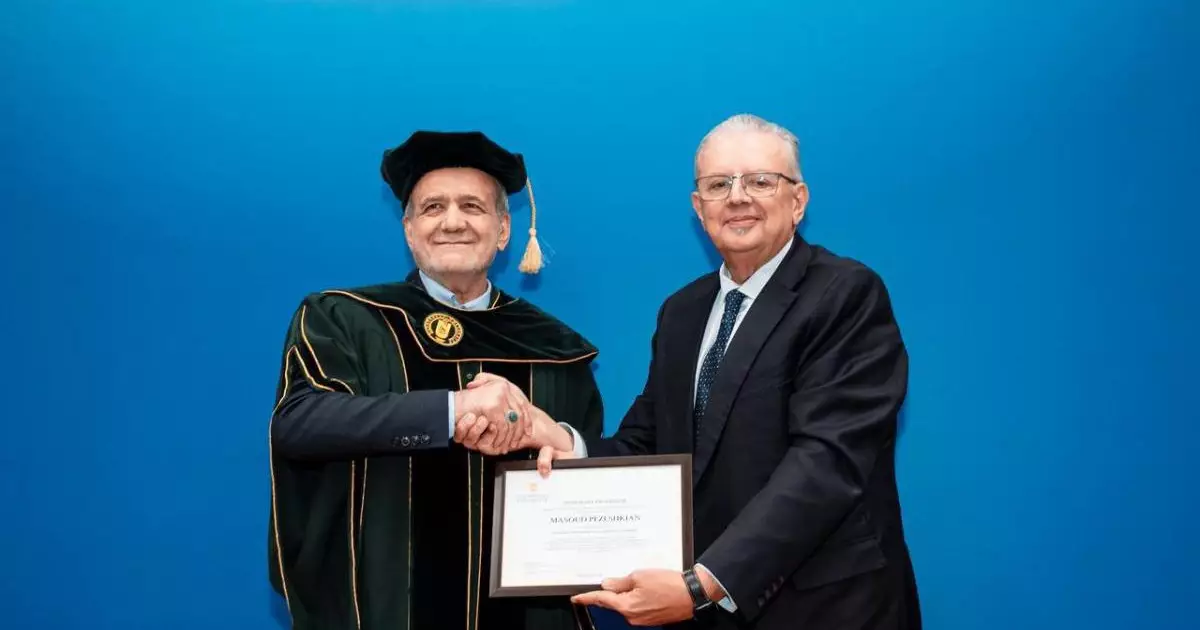  Иран Президенті қазақстандық оқу орнының Құрметті профессоры атанды 