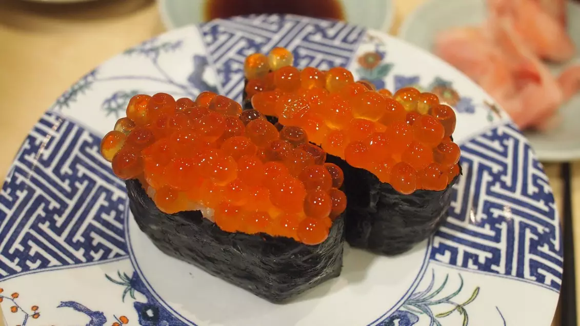 Жаңа жыл мәзірінің жұлдызы: Қызыл уылдырық туралы көпшілік біле бермейтін деректер