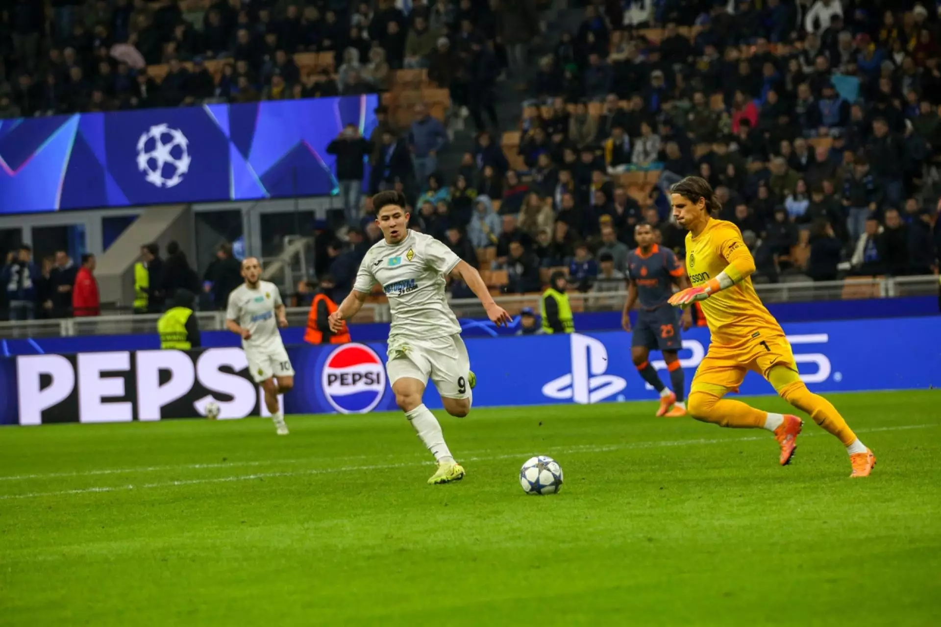 Сатпаев ворвался в топ самых быстрых игроков Лиги чемпионов