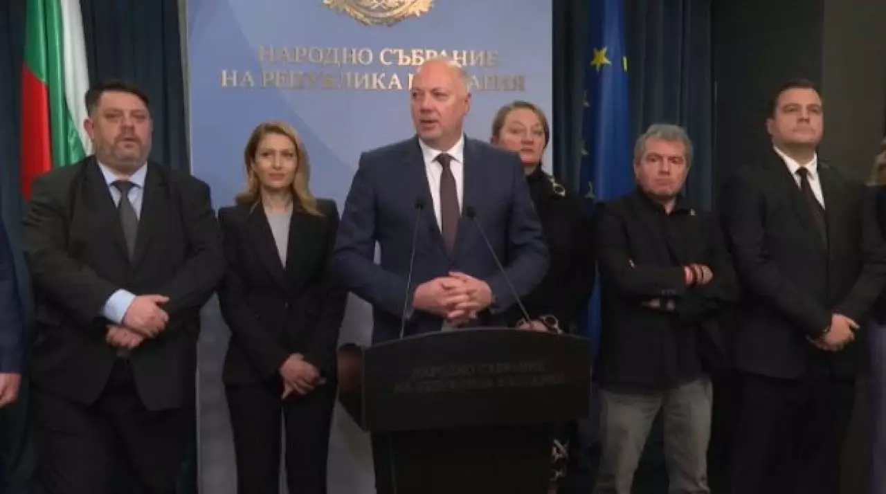 Правительство Болгарии уходит в отставку