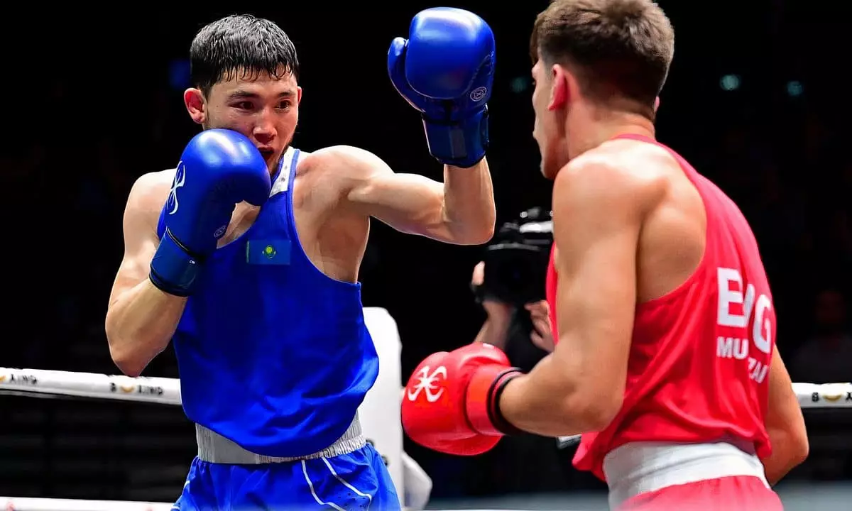 Ертуған Зейнуллинов пен ресейлік боксшы финал жолдамасын сарапқа салды