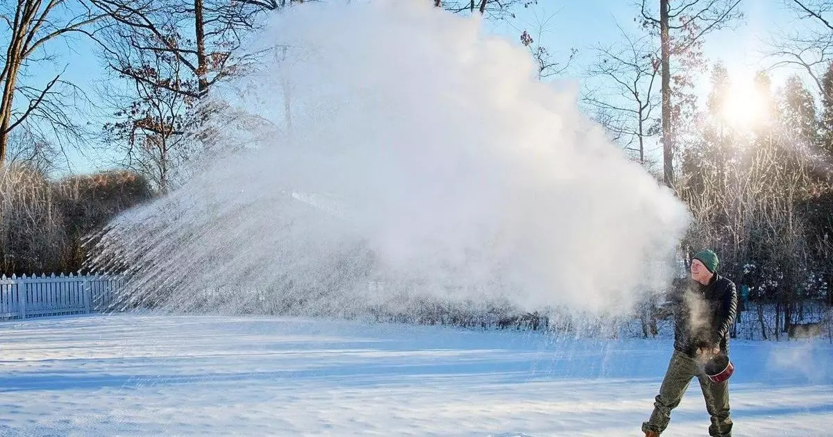 Морозную погоду без осадков пообещали в мегаполисах Казахстана.