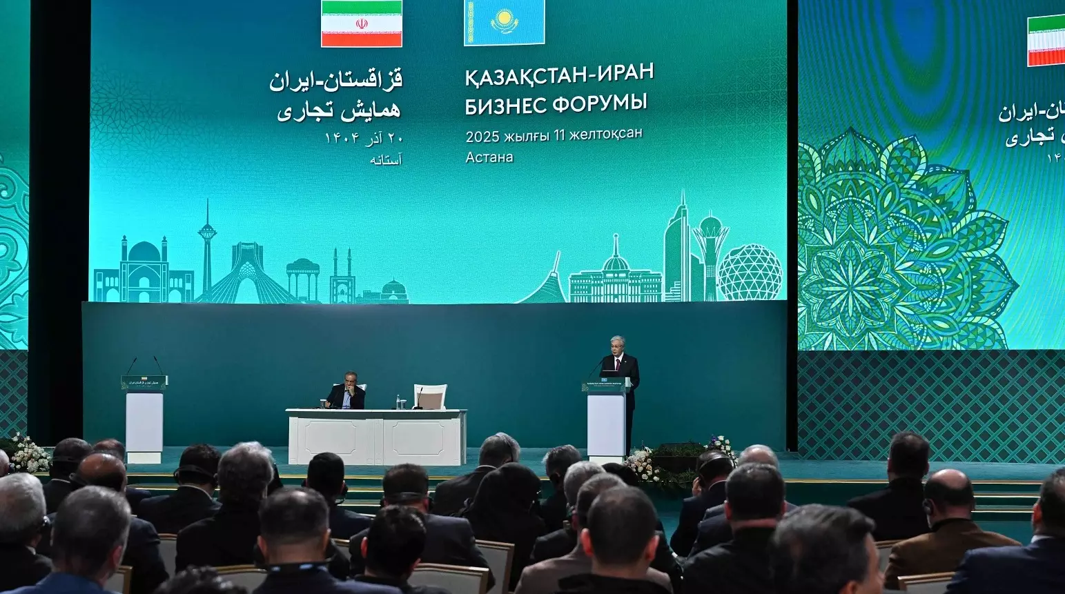 Казахстан планирует построить транспортно-логистический терминал в морском порту.