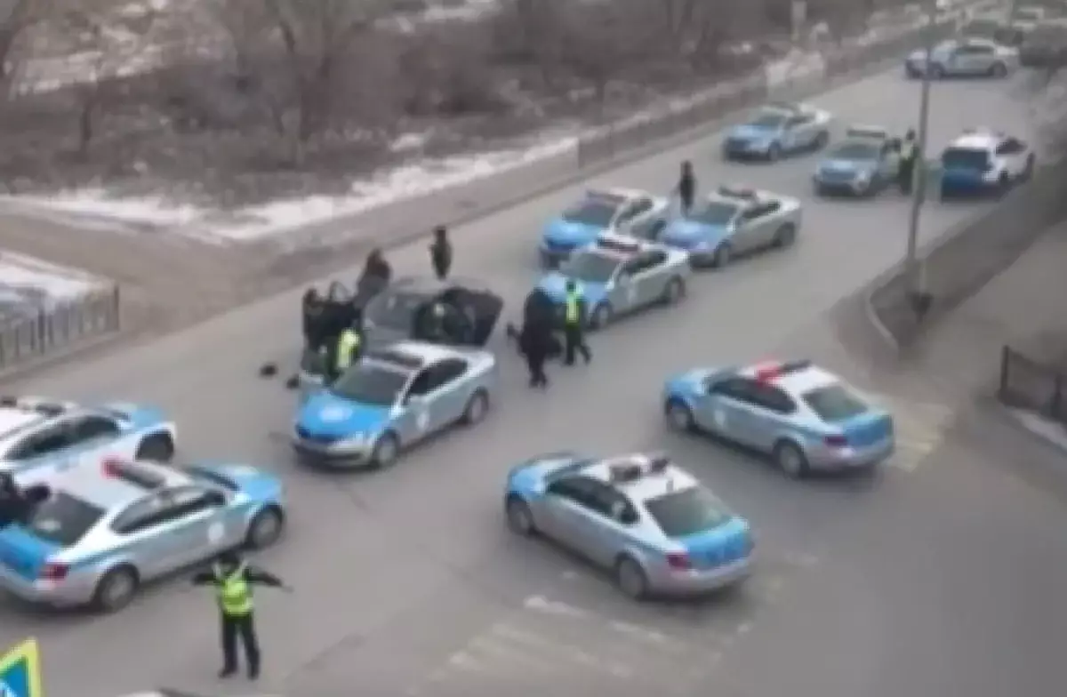 Громкое задержание произошло в центре Актобе