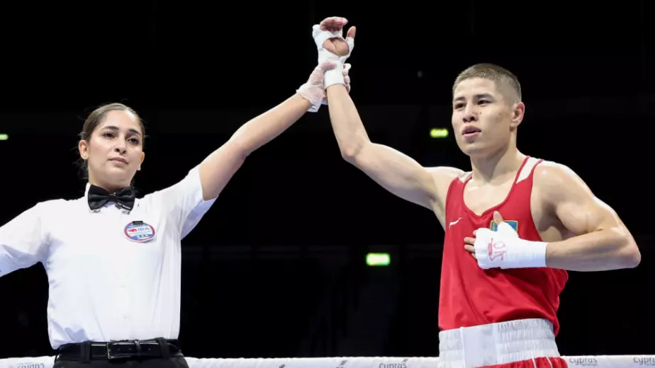 ЧМ-2025 по боксу: Результаты Казахстана в полуфинале и видео боев – 11 декабря