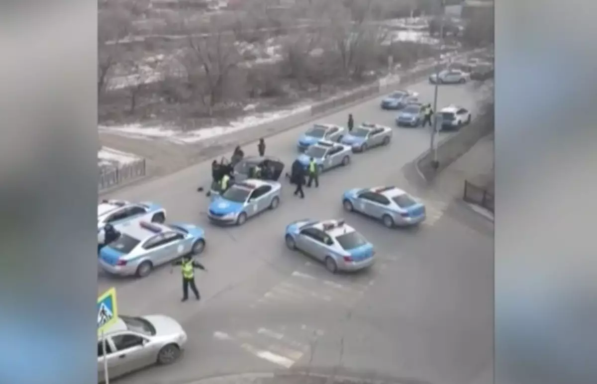 Ақтөбеде жанармай бекетінде атыс болды