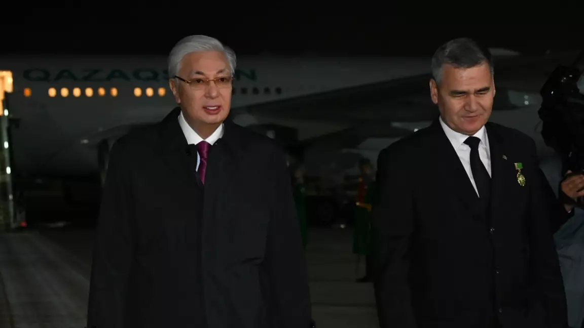 Тоқаев Ашхабад қаласына барды