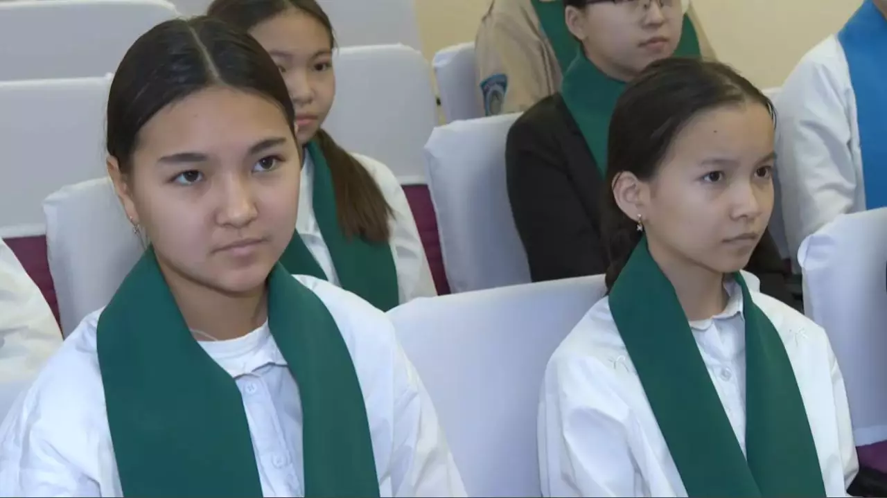 Движение «Жас сарбаз»: подростки выбирают военно-патриотические клубы