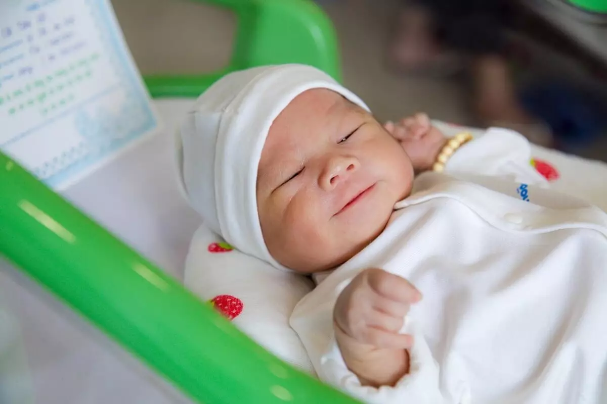 Преступная группа занималась продажей новорожденных в Алматы