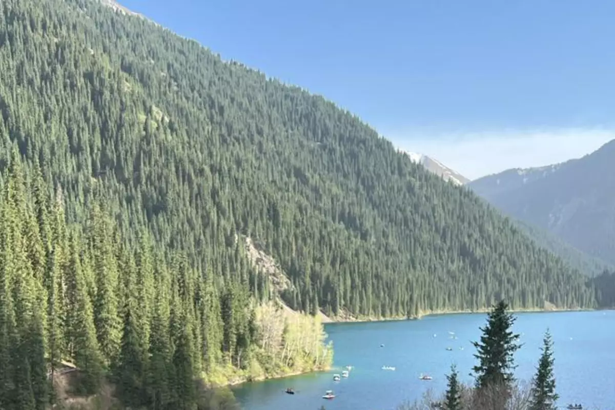 3,8 млн человек отдохнули в курортных зонах Казахстана с начала года