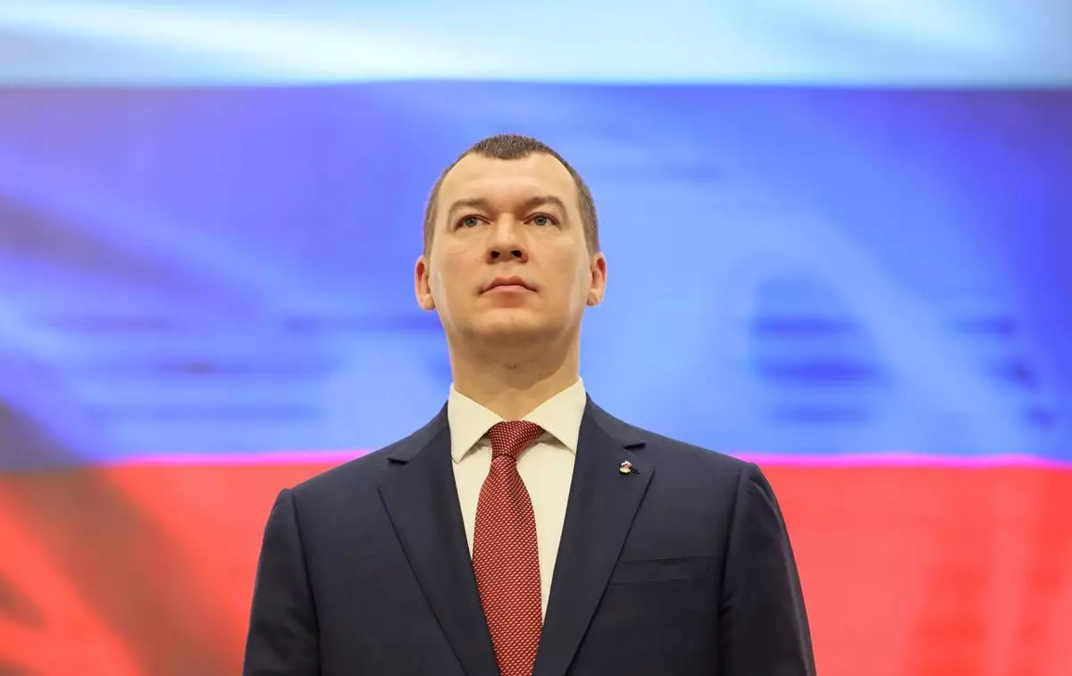 Молодым спортсменам из России разрешили выступать под своим флагом