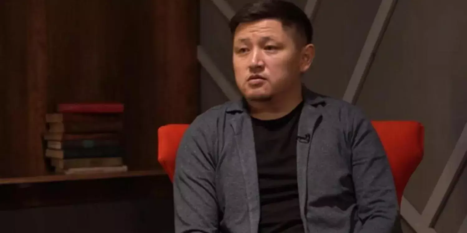 «Шәмшінің өзін алдырайық»: Нұрболхан Шарапов танымал продюсердің қалай ұятқа қалғанын айтты