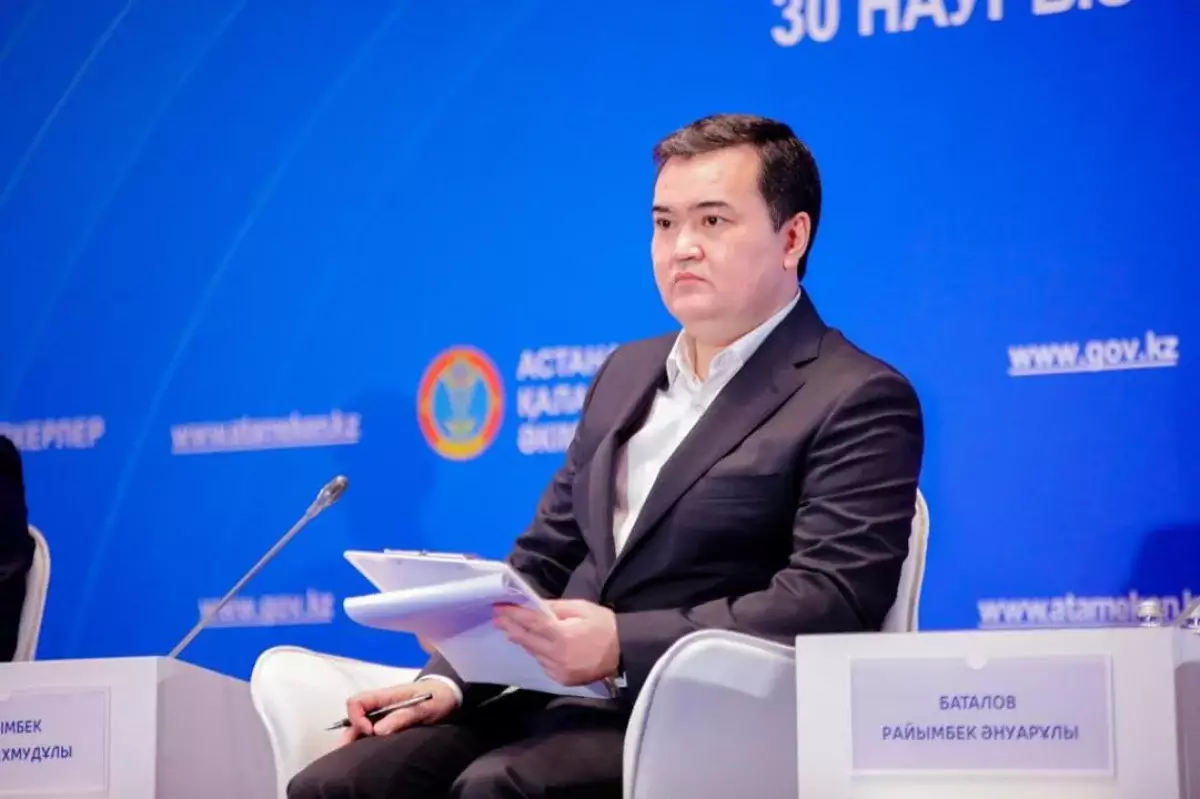 Женис Касымбек публично отчитал депутата за заявления о криминале в Астане