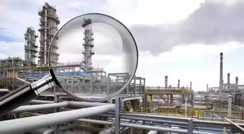 Казахстану предсказали проблемы с продажей крупнейших НПЗ