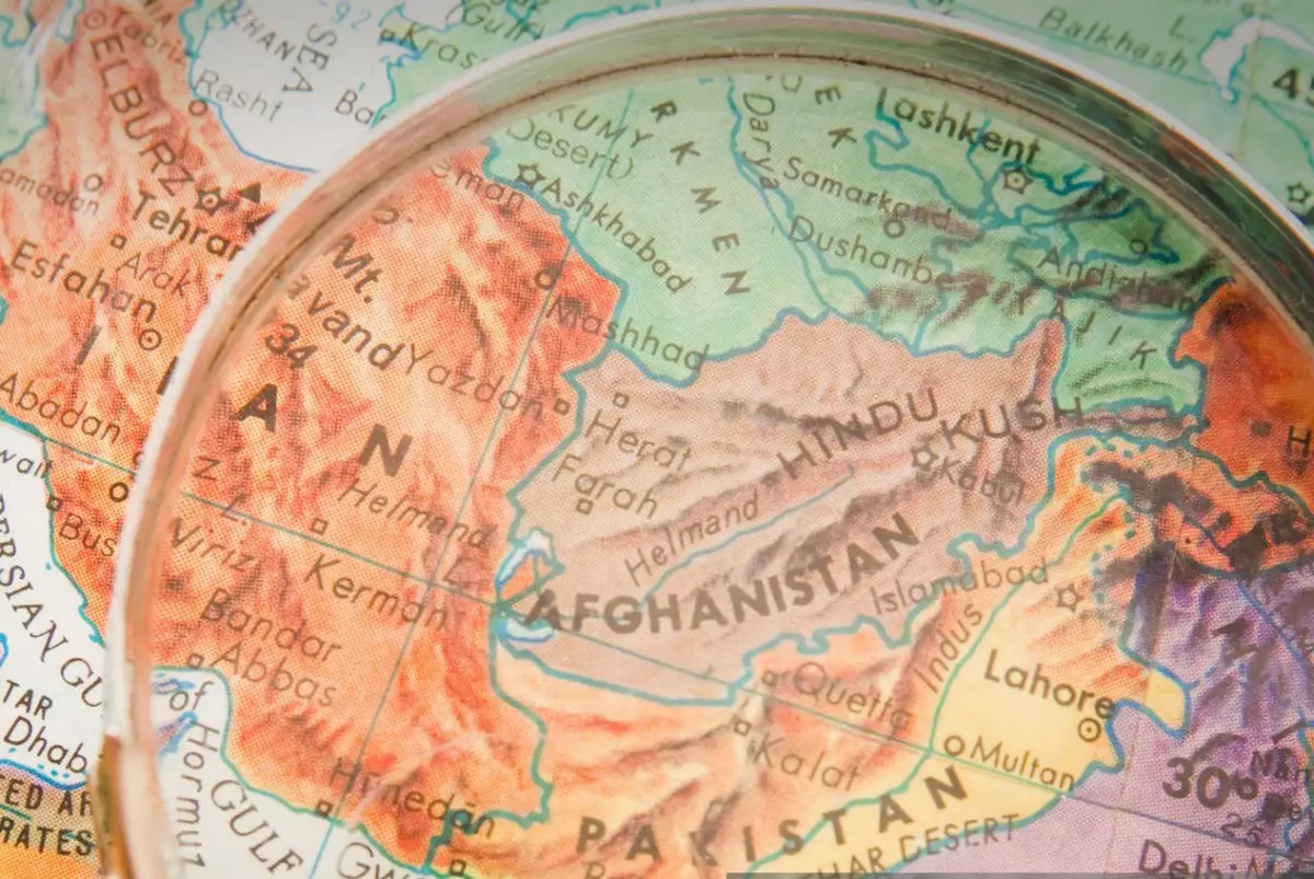 Токаев считает необходимым продолжить оказание помощи Афганистану