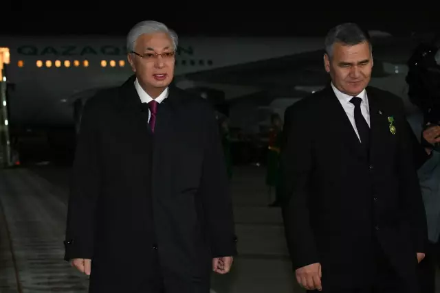 Президент Ашхабад қаласына барды