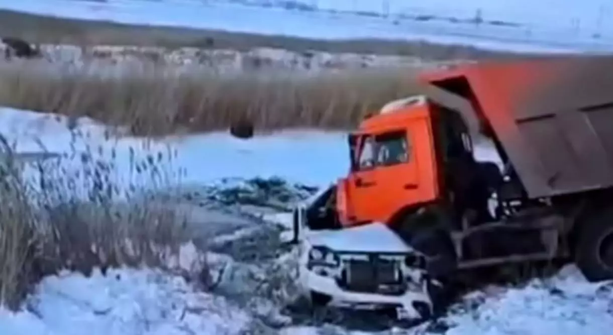 Уголовное дело возбуждено по факту гибели двоих человек в ДТП в Павлодарской области