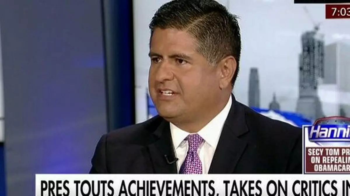 "Лукойл" привлек бывшего советника Трампа для продажи активов в США