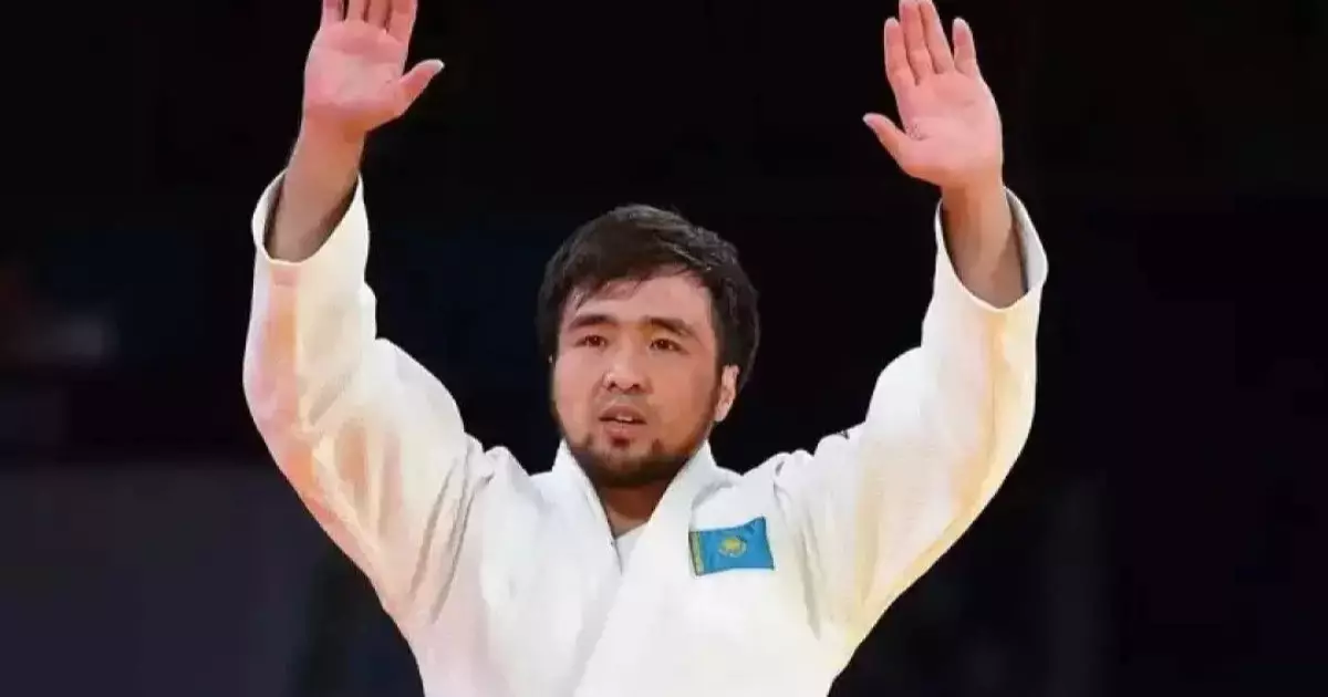  Елдос Сметов ұзақ уақыттық үзілістен кейін оқу-жаттығу жиынына оралды 