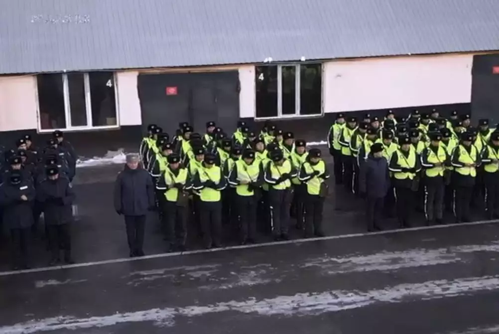 Полицию Алматы перевели на усиленный режим работы перед праздниками