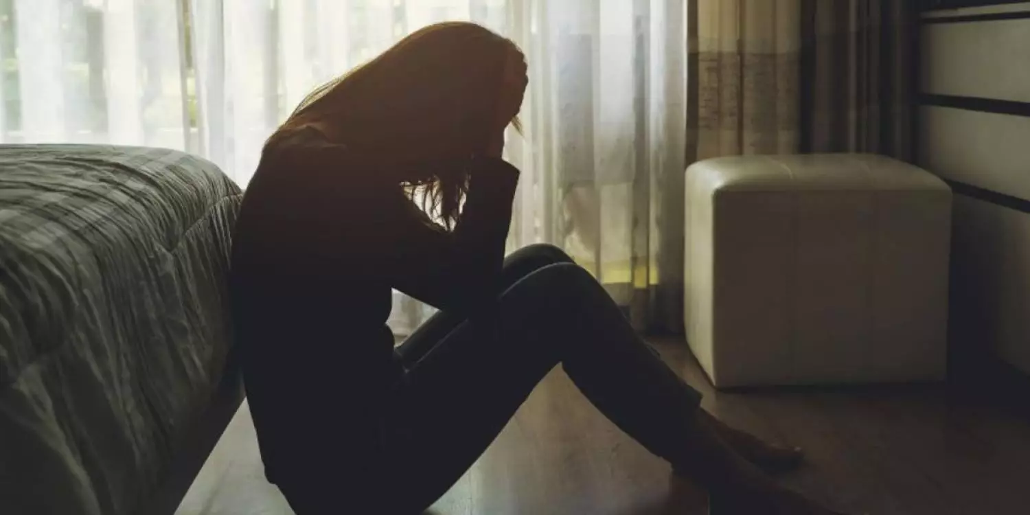 "Өліп қала жаздаған кездерім болды": қарызға батып жезөкше болған қыз табысы туралы айтты