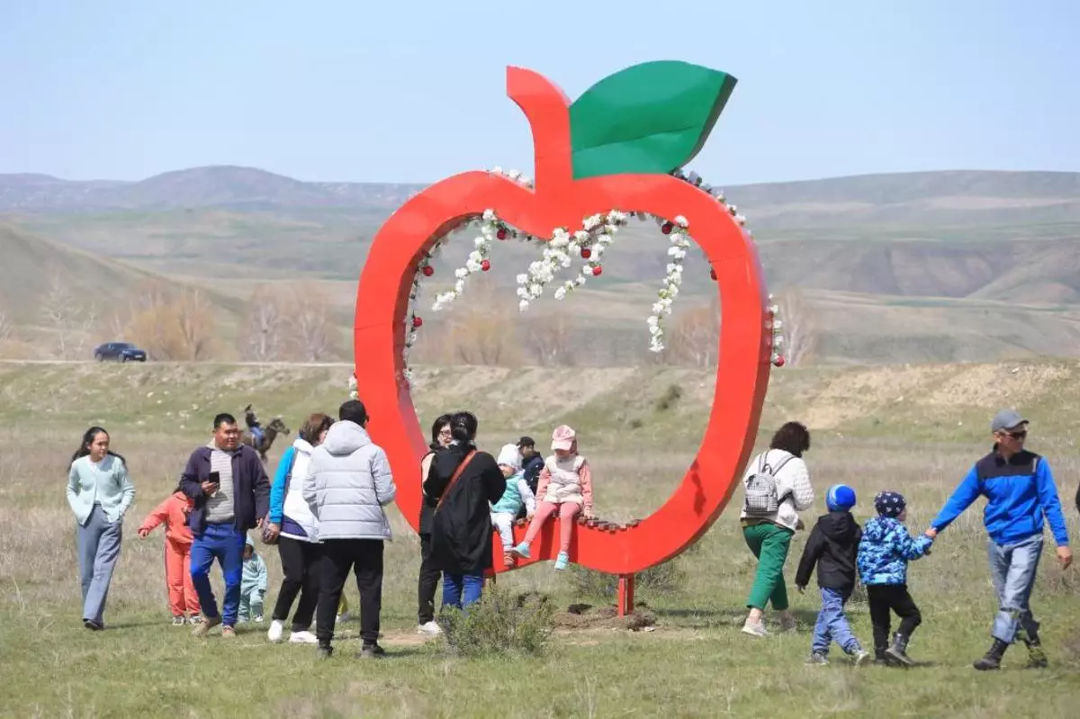 Туристерге қолайлы жағдай жасау – басты міндеттің бірі – Облыс әкімі Бейбіт Исабаев