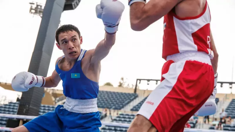 IBA: бокстан әлем чемпионатының жартылай финалынан фоторепортаж